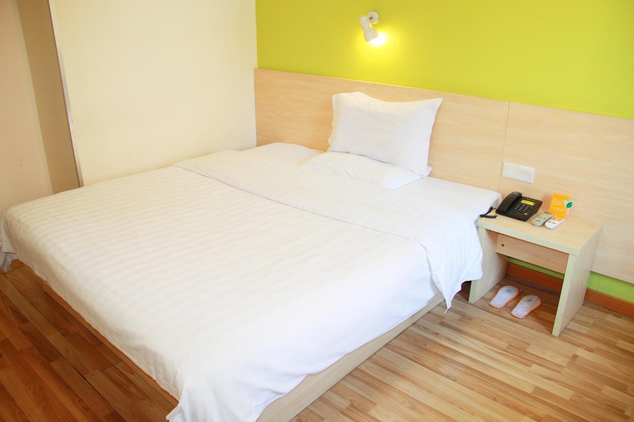 7Days Inn Huludao Xingcheng Hot Spring Street Eksteriør bilde
