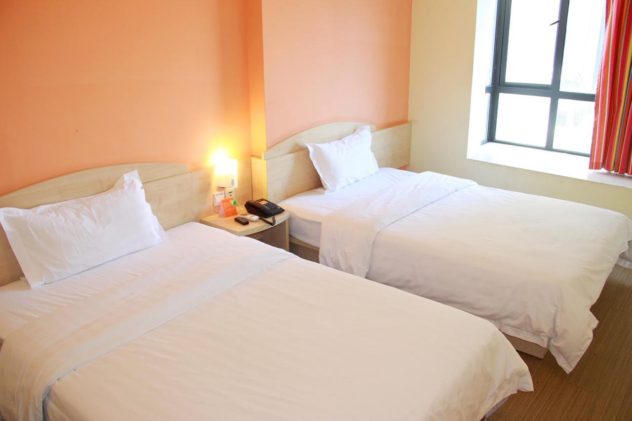 7Days Inn Huludao Xingcheng Hot Spring Street Eksteriør bilde